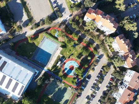 Pogled s ptičje perspektive na Rekreacijski park Livade.