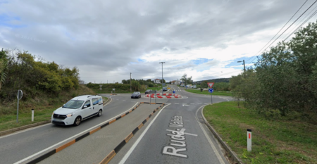 Krožišče. Google maps.